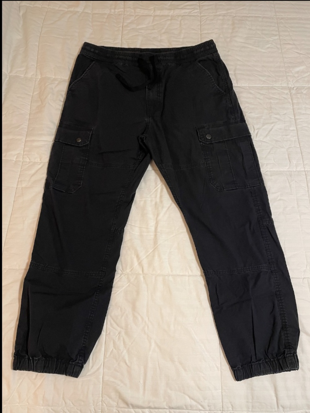 Levis Strauss Two Horse Brand Black Cargo Pants Men  L 34x27 Elastic Waist
